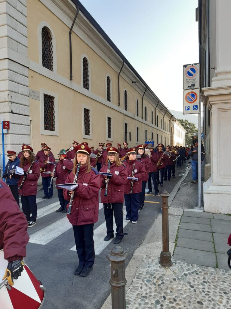 Questa immagine ha l'attributo alt vuoto; il nome del file è 1-768x1024.jpg