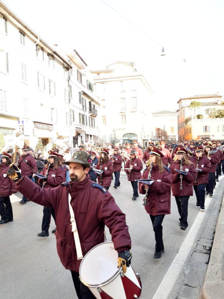 Questa immagine ha l'attributo alt vuoto; il nome del file è IMG-20230129-WA0007-768x1024.jpg