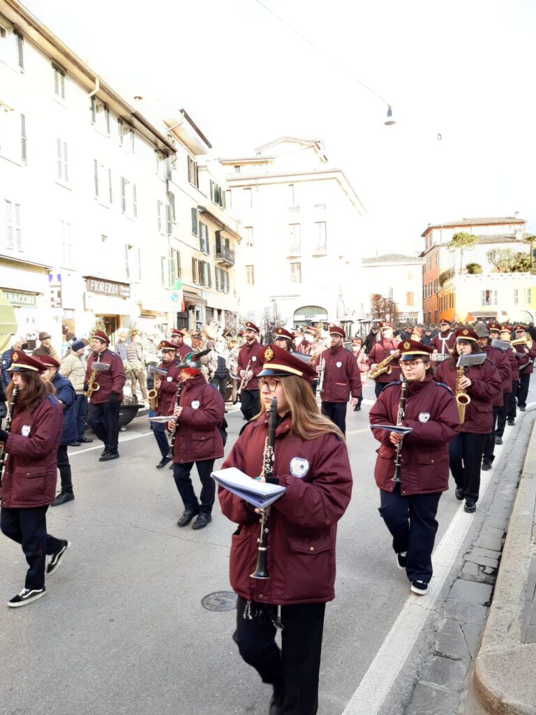 Questa immagine ha l'attributo alt vuoto; il nome del file è IMG-20230129-WA0008-768x1024.jpg