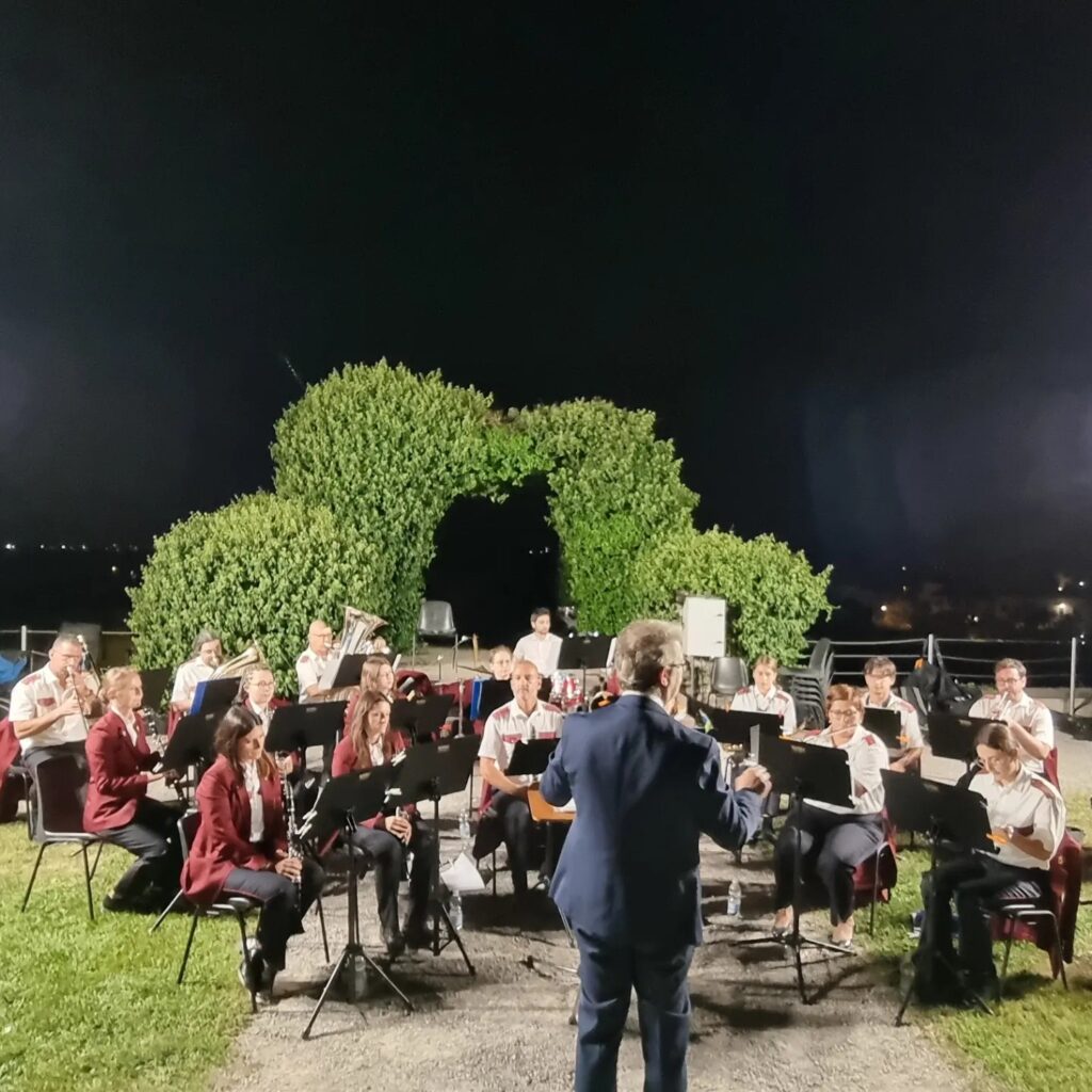 Questa immagine ha l'attributo alt vuoto; il nome del file è 376660428_10231253408509115_8977825180612709983_n-1024x1024.jpg